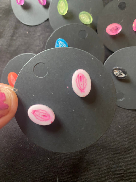 Pussy earrings