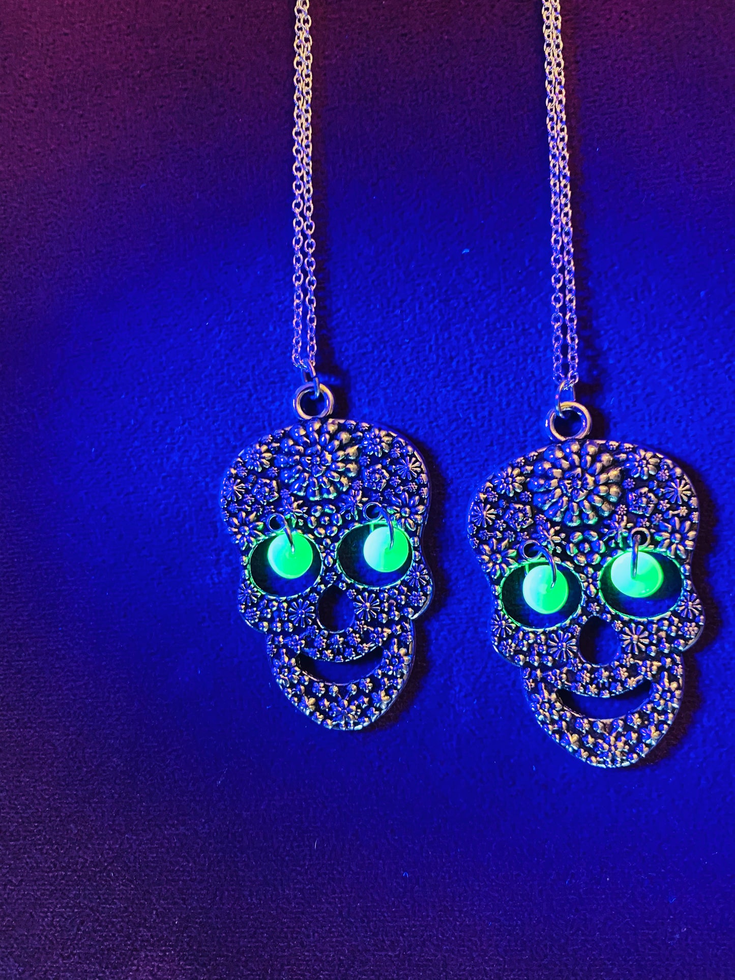 Uranium glass skull necklace