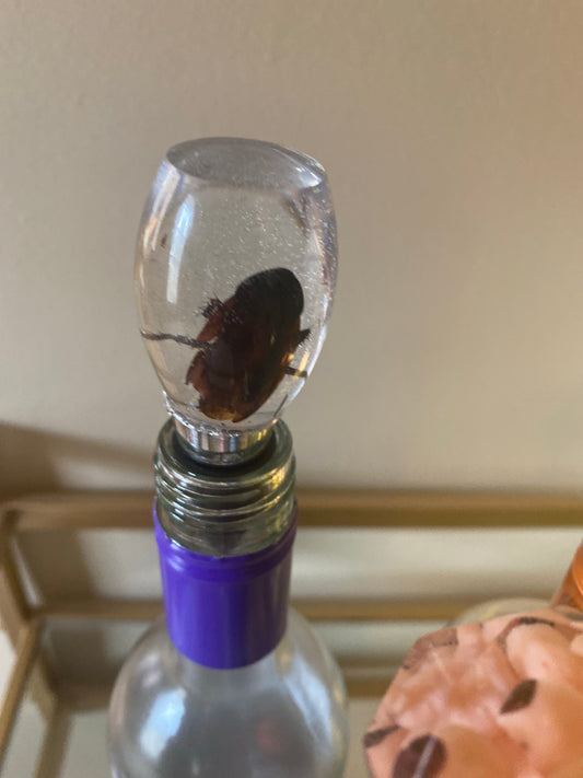 Cockroach wine bottle stopper